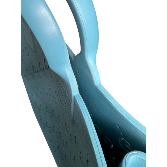 Gucci GG Supreme Rubber Tote in Blue - Picture 12 of 16